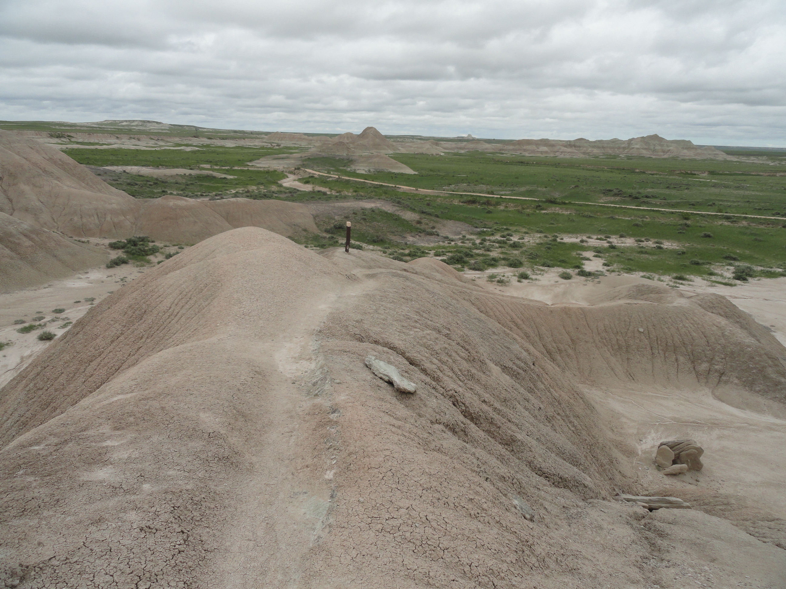 The trail to the campground at Toadstool.